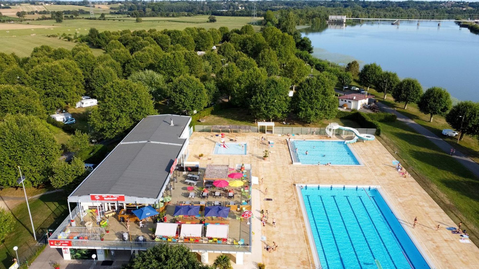 Camping De Thoissey *** Exteriér fotografie
